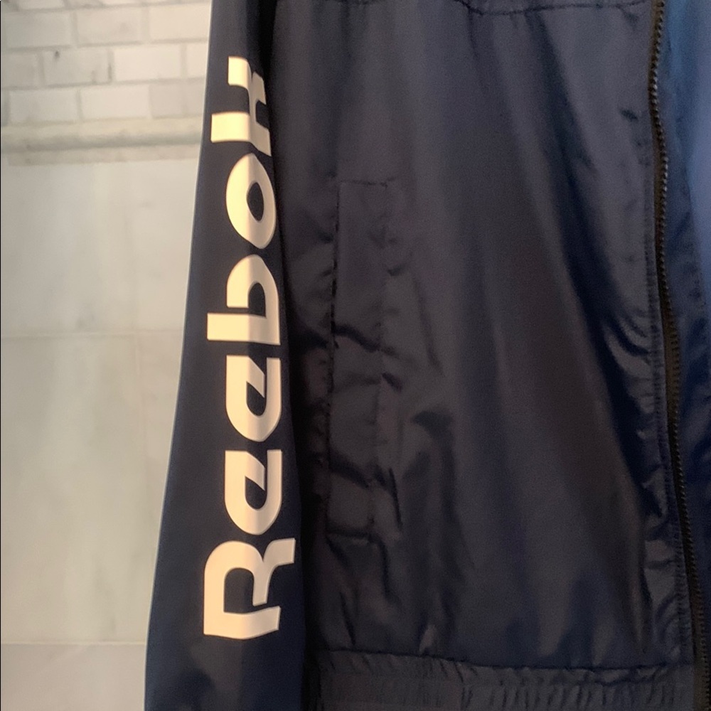 Reebok Men's Navy Jacket XL with Hood - Picture 9 of 11